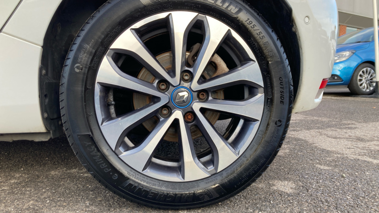 Renault Zoe 100kW i GT Line R135 50kWh Rapid Charge 5dr Auto Electric Hatchback